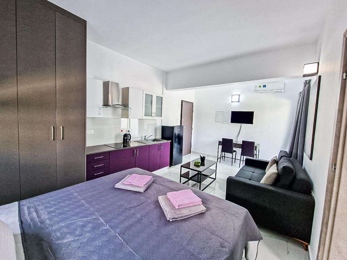 Giorgis Luxury Apartments Agia Napa Exterior foto
