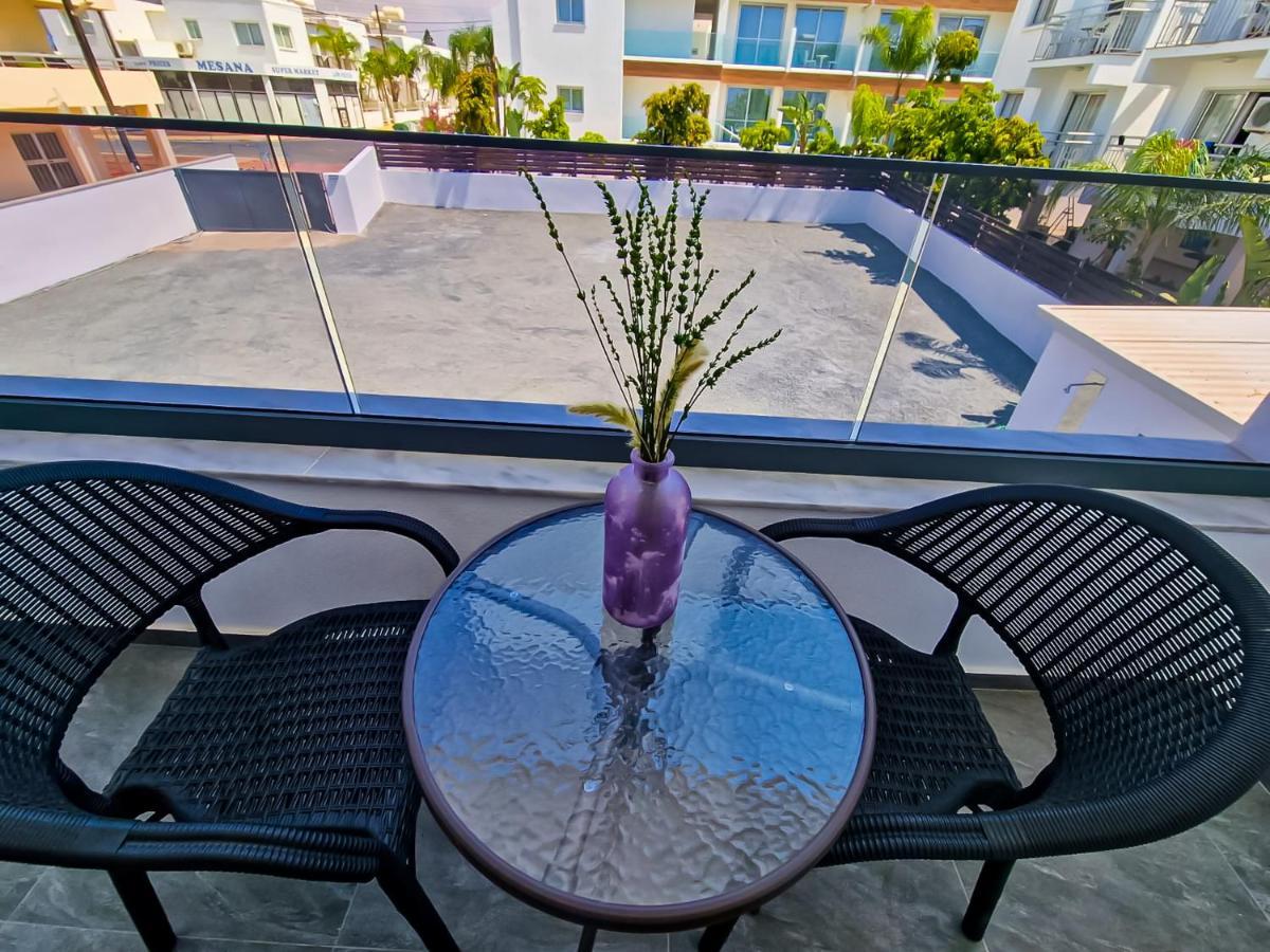 Giorgis Luxury Apartments Agia Napa Exterior foto
